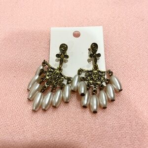 🛍️ 4 for $20 🛍️ Elegant Gold and Silver Chandelier Earrings